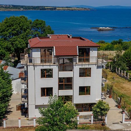 Family Hotel Silitur อัคโตโปล ภายนอก รูปภาพ