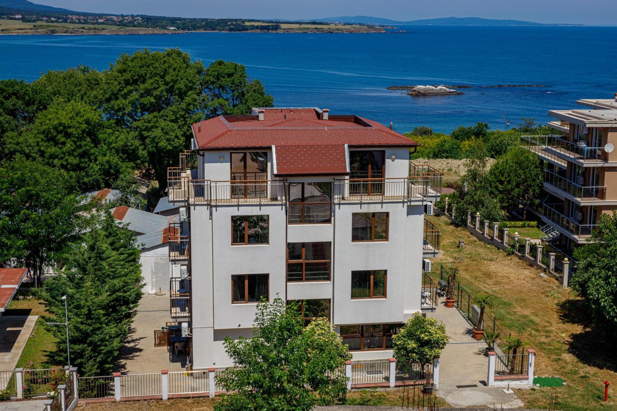 Family Hotel Silitur อัคโตโปล ภายนอก รูปภาพ