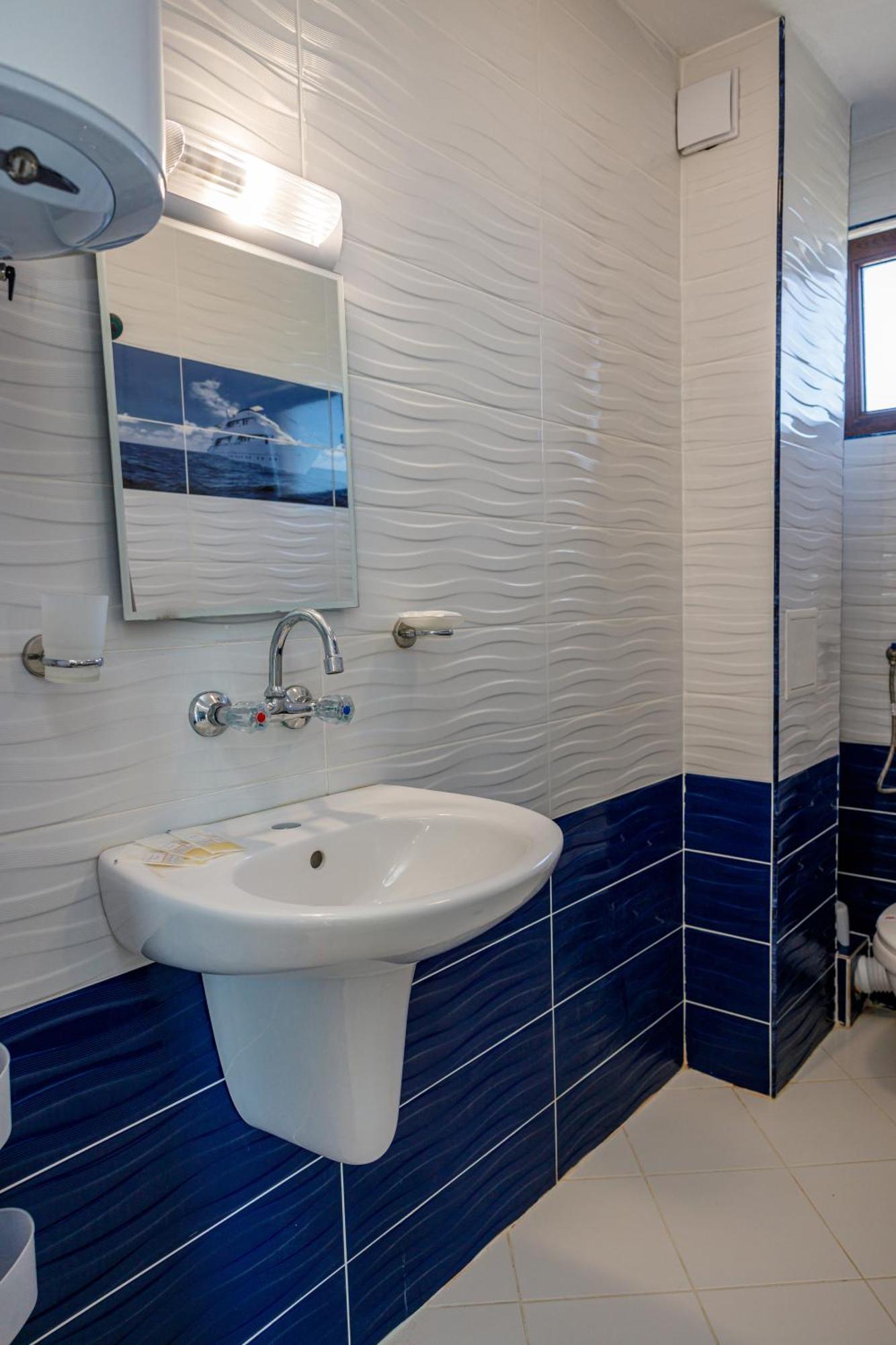 Family Hotel Silitur อัคโตโปล ภายนอก รูปภาพ